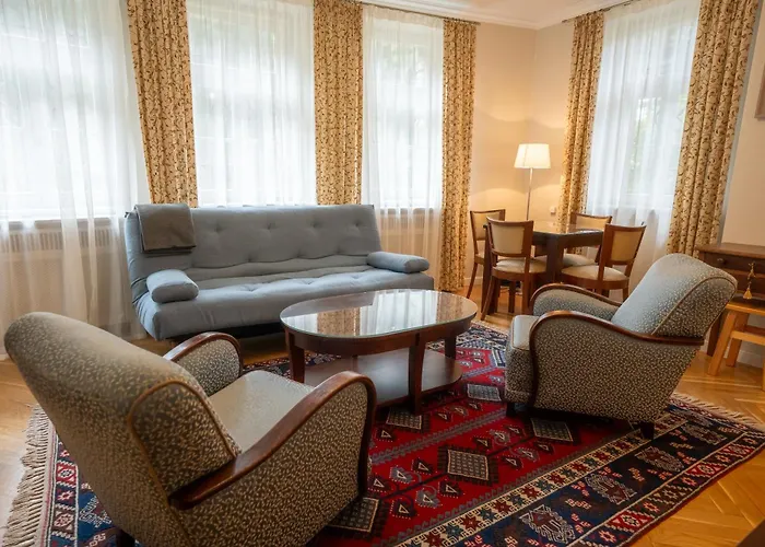 Klara - Wakacyjne Daire *